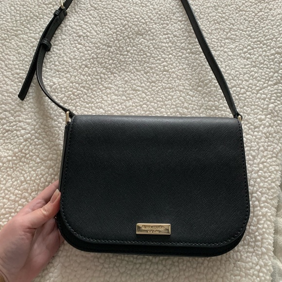 kate spade Handbags - Kate Spade Medium Flap Shoulder/Crossbody